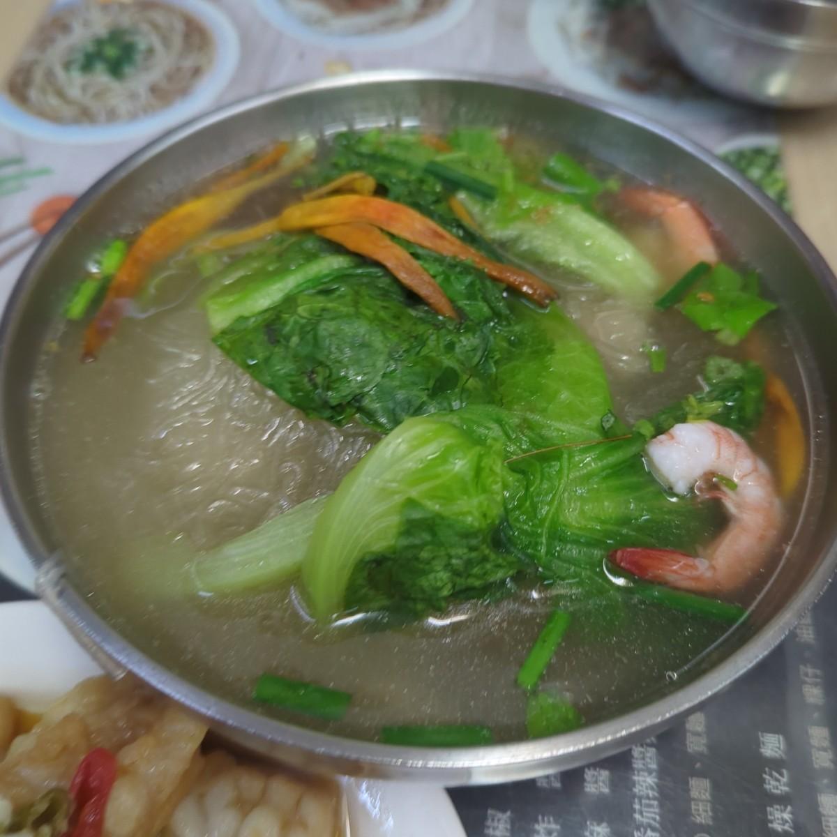 八寶冬粉湯頭清甜