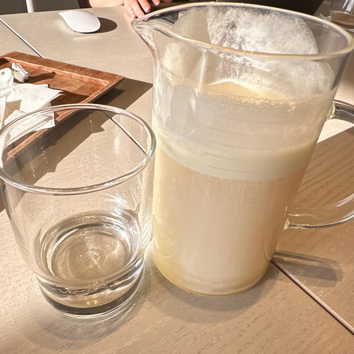 金萱奶茶