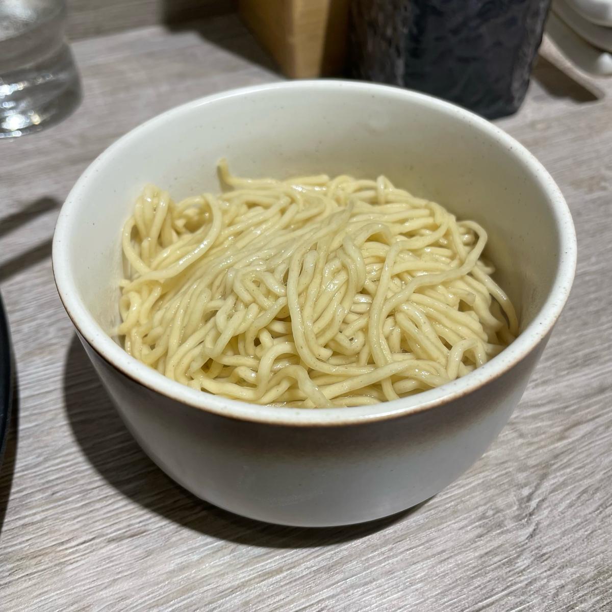 免費加麵一球
