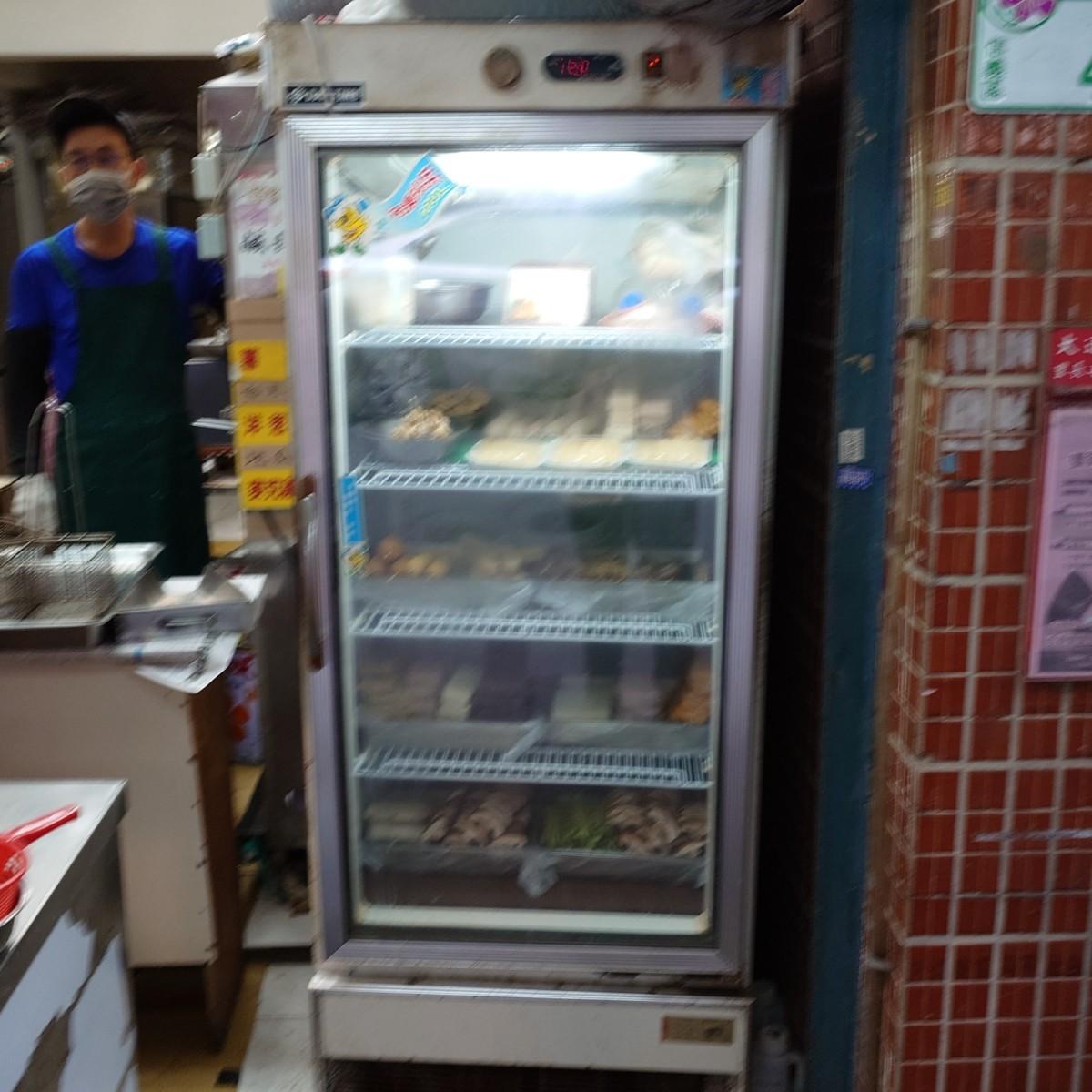 冰箱可自取也可老闆幫你拿