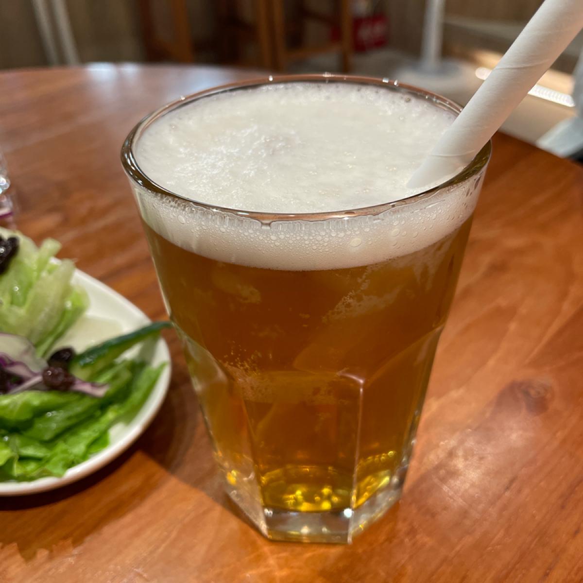 冰烏龍茶，友人點的，因此沒有嚐到