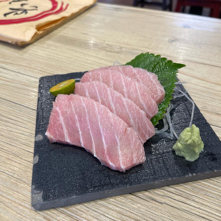 黑鮪魚下腹 賣相超好 和牛口感