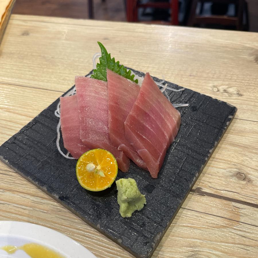 皮油生魚片